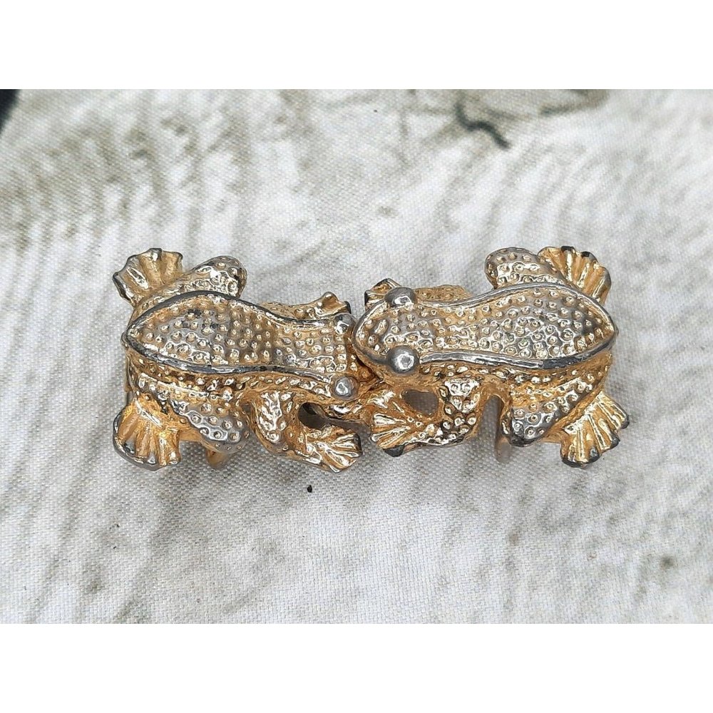 Vintage Original Frog Belt Buckle 2 Pieces Gold Tone Great Retro Look